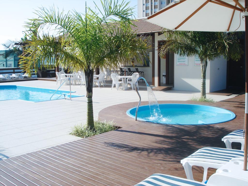Imperador Turismo Hotel Picarras Exterior photo
